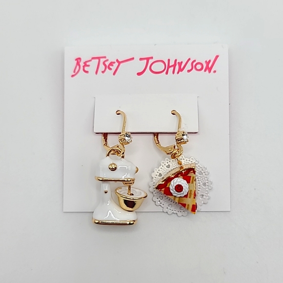 CLEARANCE Betsey Johnson Mixer & Pie Slice Earrings - Picture 1 of 5